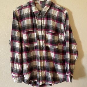 Universal Thread Pink Plaid Button Down Shirt